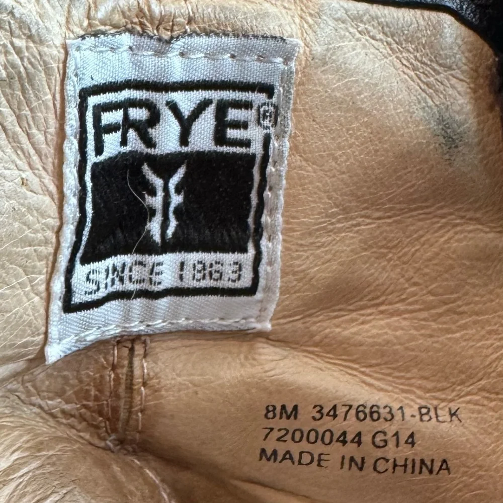 Frye Parker D  Black Leather stacked heel Boots size 8M - Picture 5 of 9